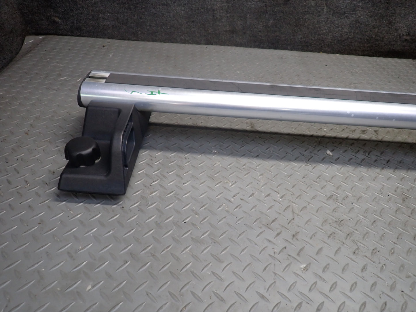 2003-2007 Hummer H2 Roof Luggage Rack Rail Cross  Bar Set of 2