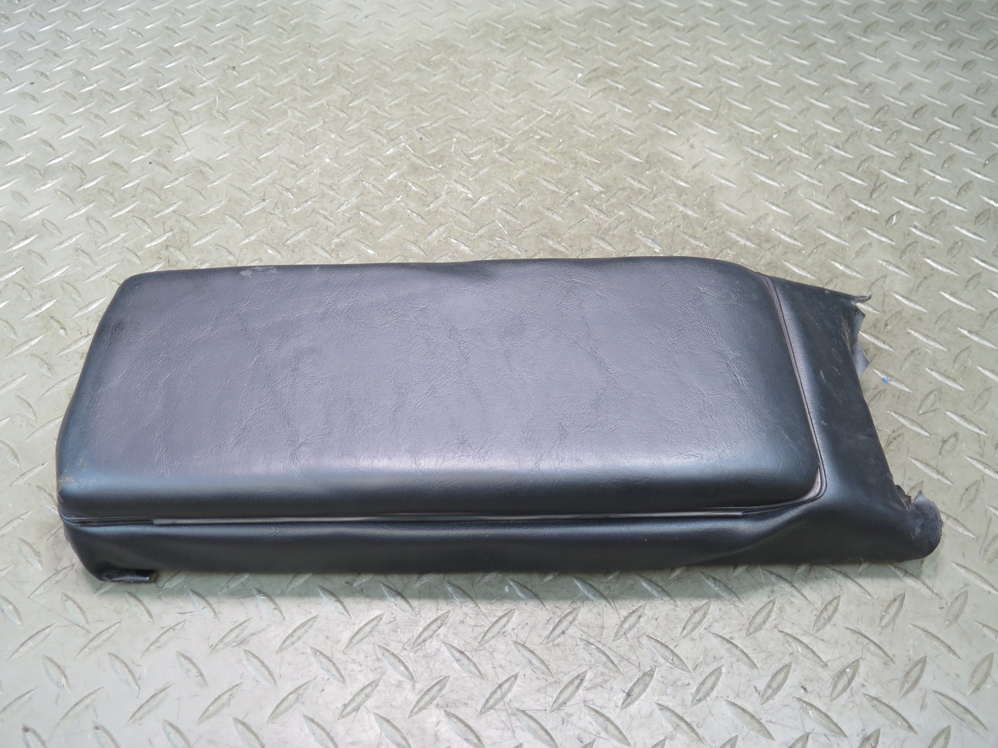 1984-1991 Porsche 928 Center Console Leather Armrest 92855570102