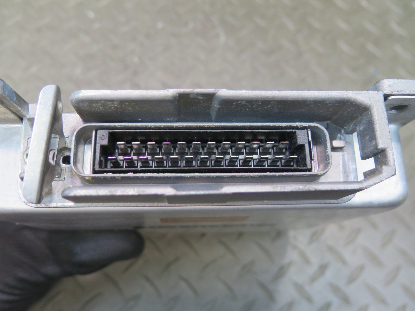 1985 Porsche 928 Jetronic Fuel & Ignition Computer Control Module 0280001506