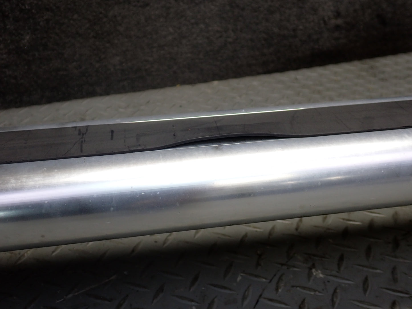 2003-2007 Hummer H2 Roof Luggage Rack Rail Cross  Bar Set of 2