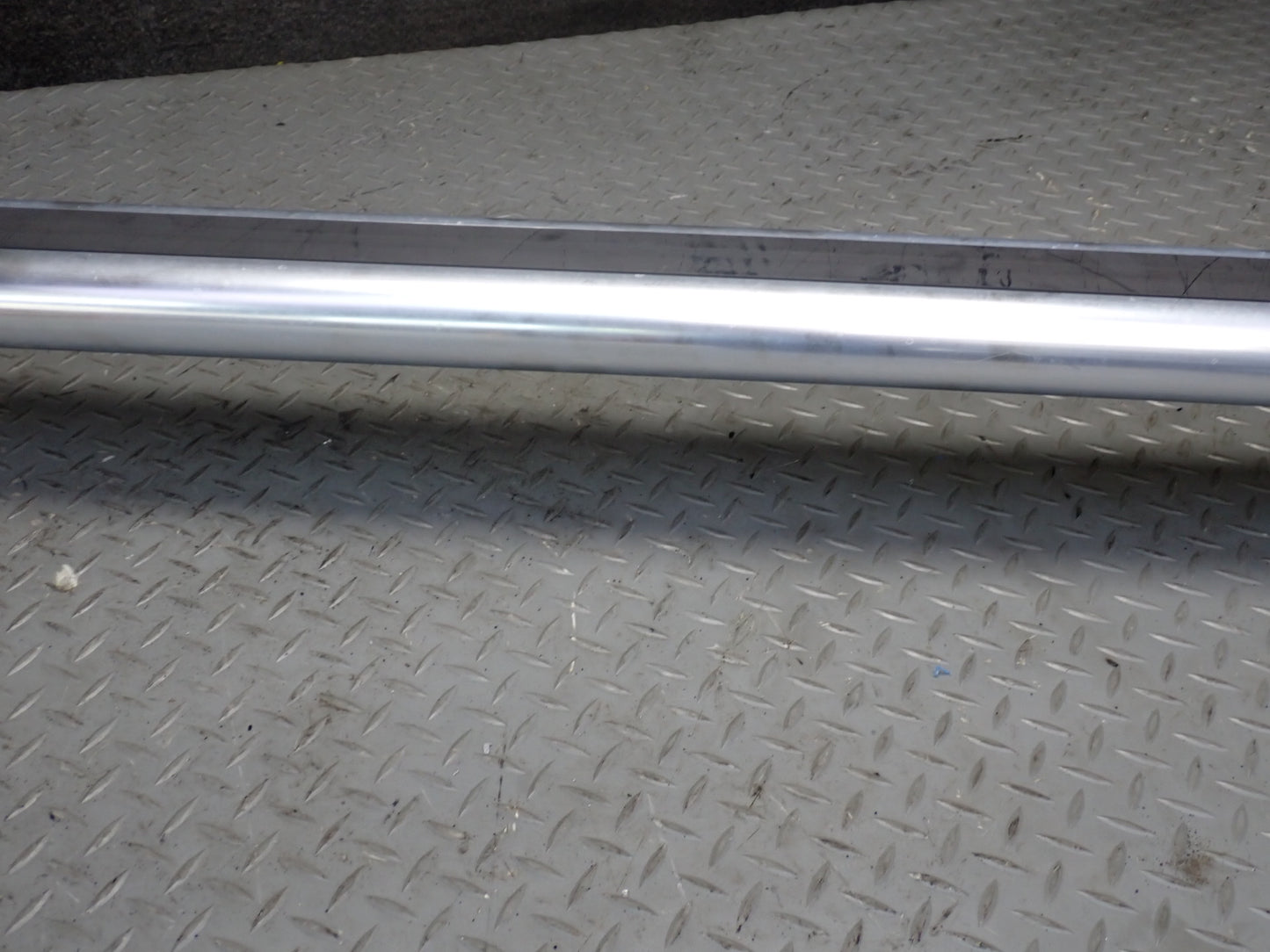 2003-2007 Hummer H2 Roof Luggage Rack Rail Cross  Bar Set of 2