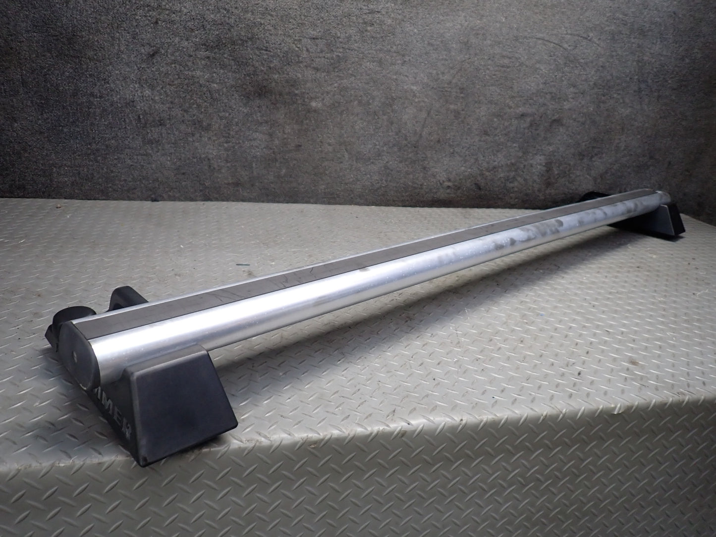 2003-2007 Hummer H2 Roof Luggage Rack Rail Cross  Bar Set of 2