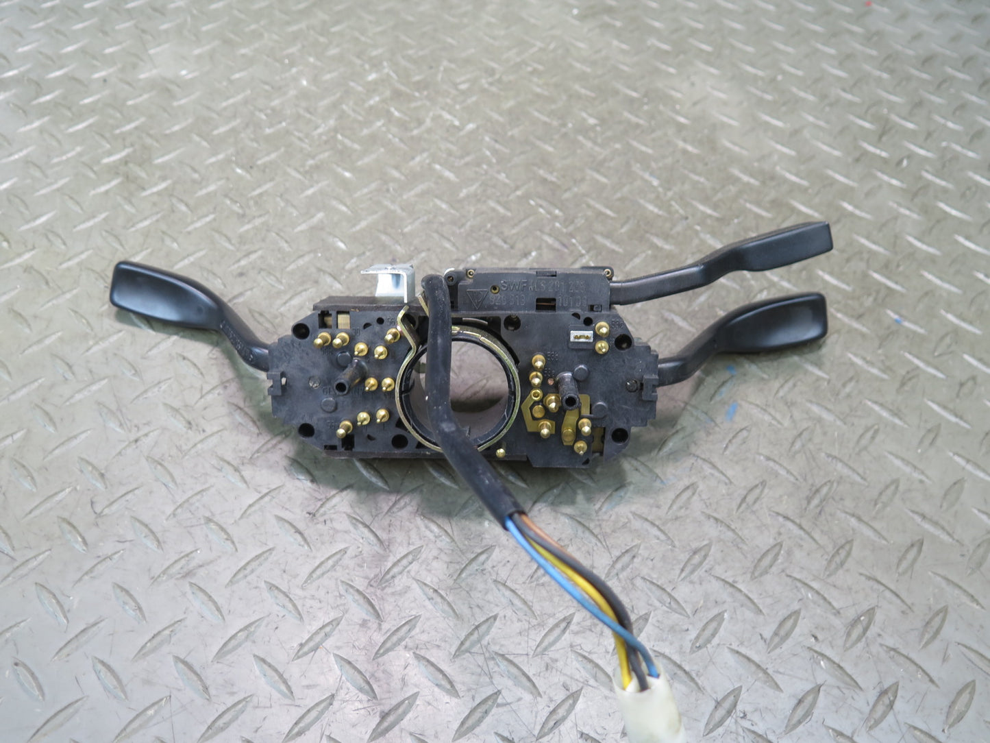 1985 Porsche 928 Steering Column Turn Signal Wiper Cruise Multi Switch