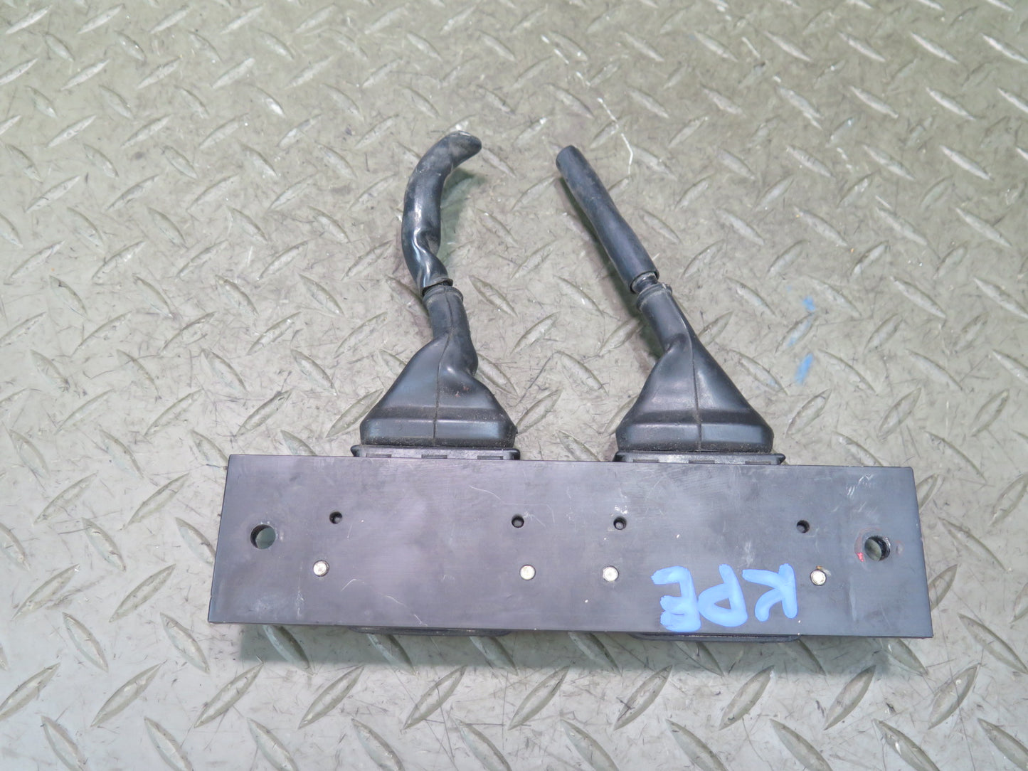 1985-1991 Porsche 928 S Engine Ignition Control Module Pair Assembly Bosch