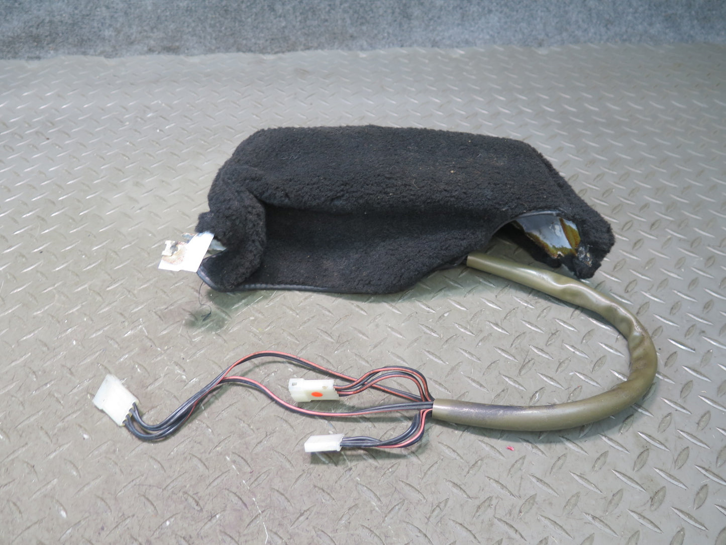 1984-1995 Porsche 928 Left & Right Side Carpet Trim Panel w Hatch Release Switch