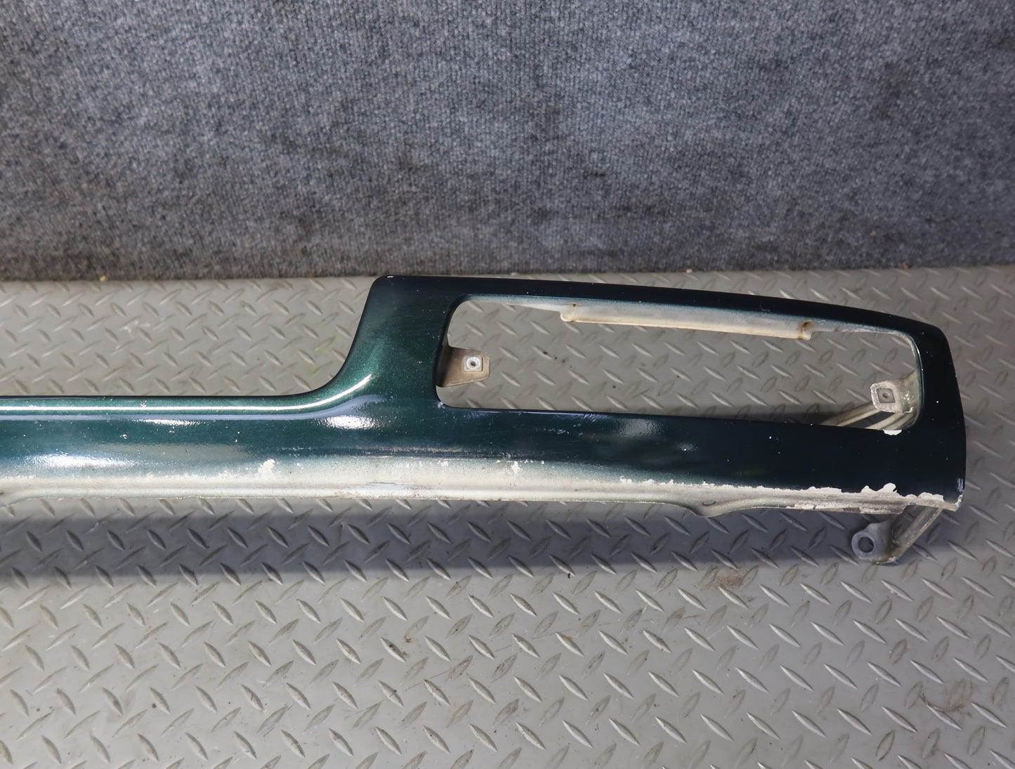 1996-1997 Lexus FZJ80L LX450 Front Bumper Valance Panel Molding Green