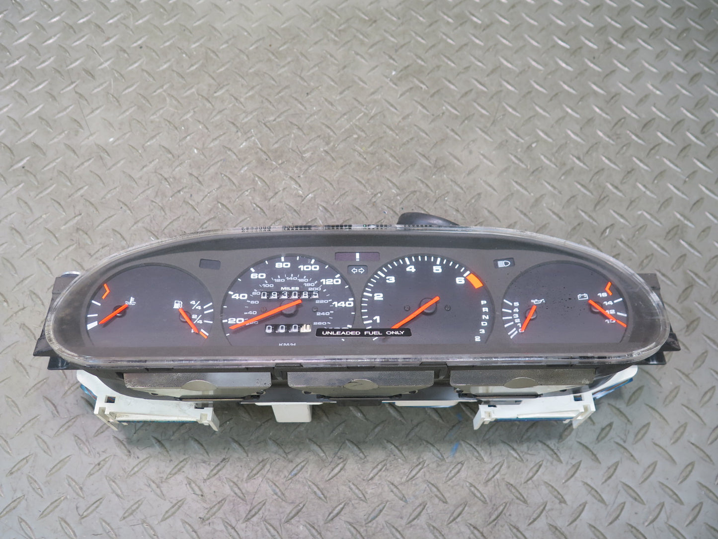 1985-1986 Porsche 928 A/T Instrument Cluster Gauge Speedometer