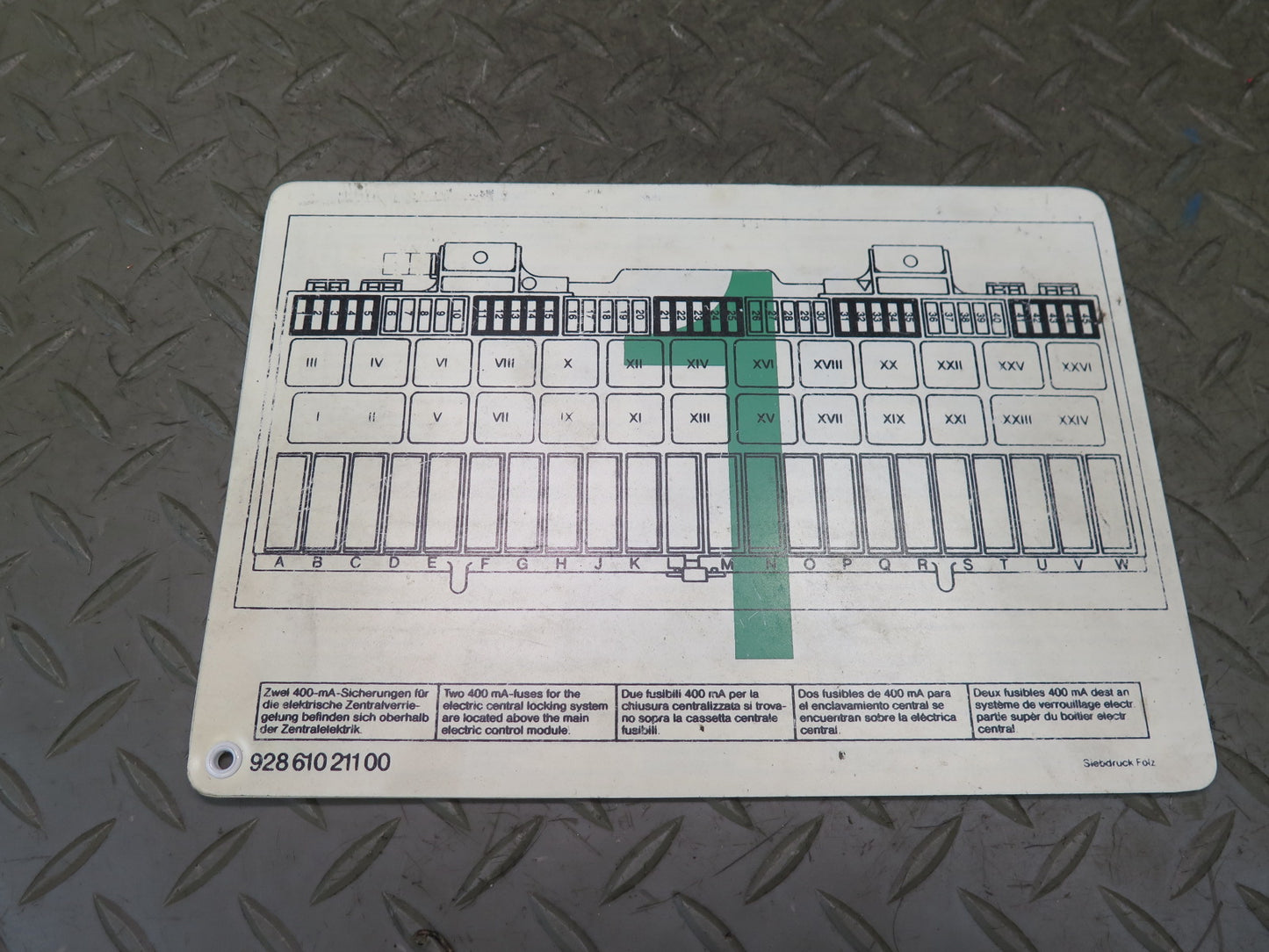1985 Porsche 928 S Fuse Relay Box Module Unit