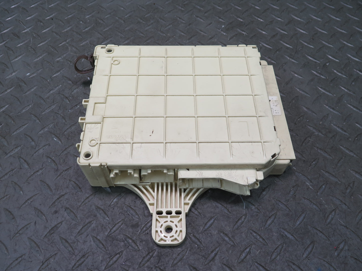 99-01 Toyota Crown JZS175 Dash Front Left Junction Cabin Fuse Box OEM