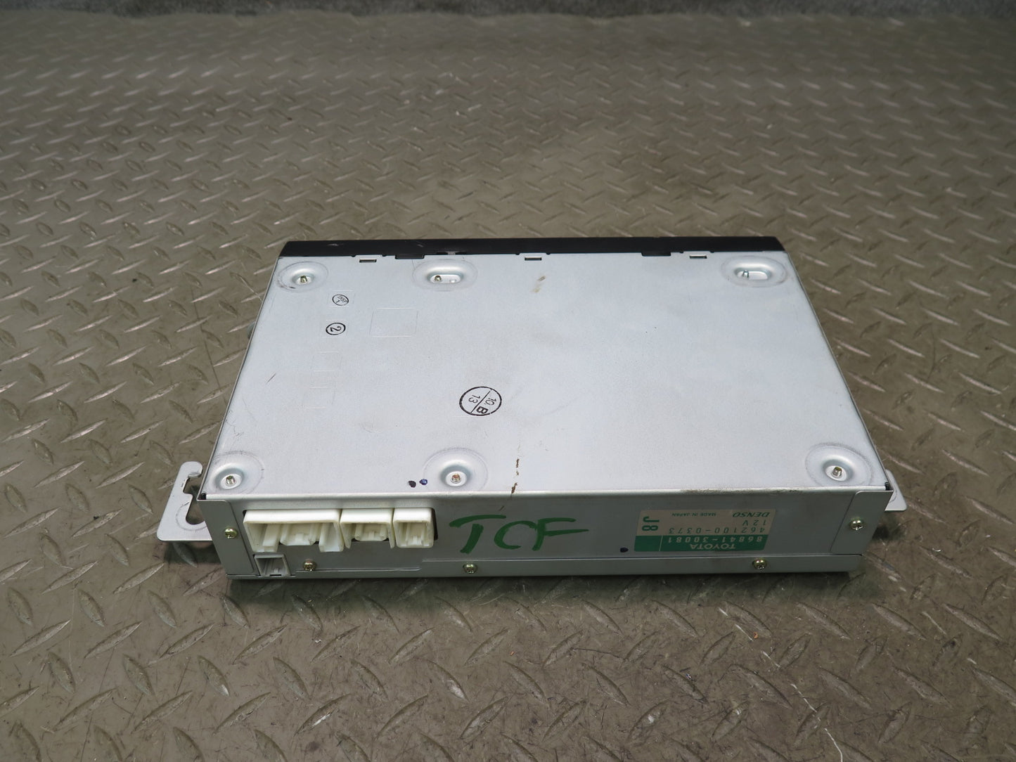 00-01 Toyota Crown JZS175 Navigation Control Module 86841-30081 OEM