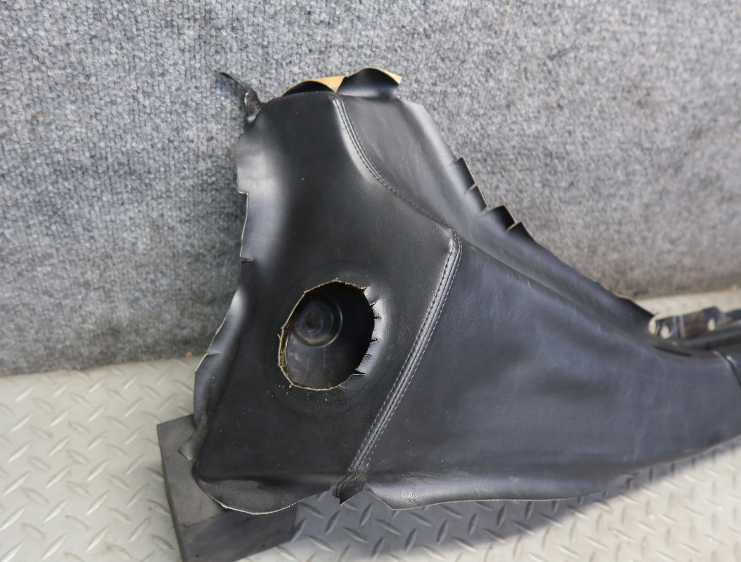 1984-1986 Porsche 928 S Front Right Pass Side Door Arm Rest Handle Panel