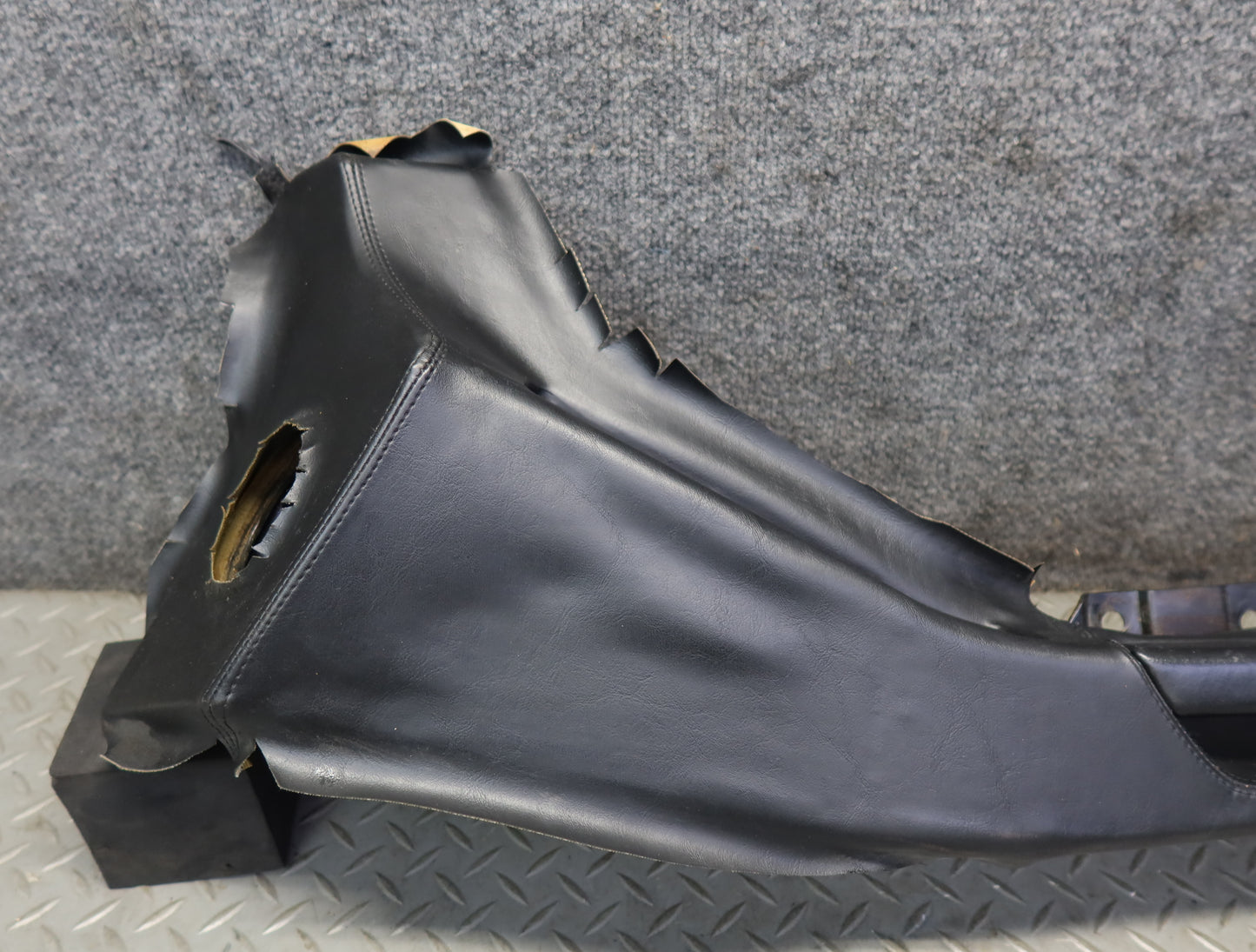 1984-1986 Porsche 928 S Front Right Pass Side Door Arm Rest Handle Panel
