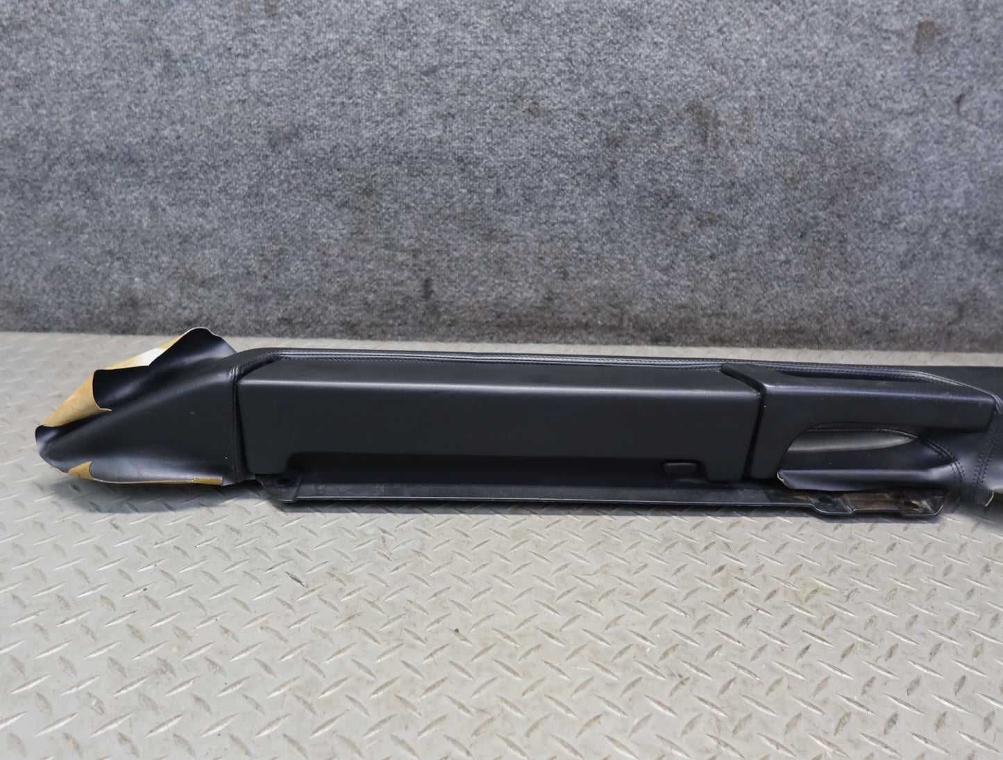 1984-1986 Porsche 928 S Front Right Pass Side Door Arm Rest Handle Panel