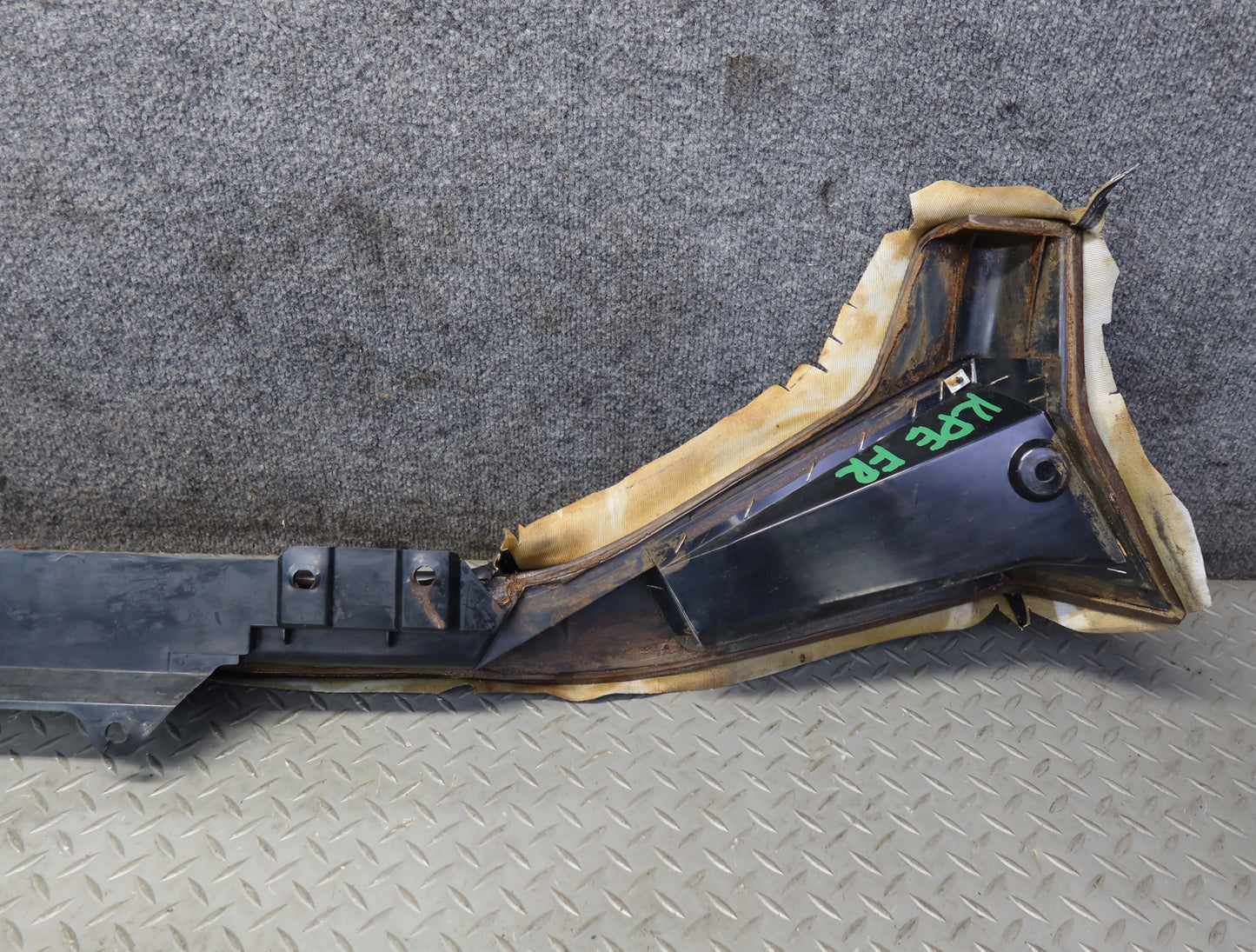 1984-1986 Porsche 928 S Front Right Pass Side Door Arm Rest Handle Panel