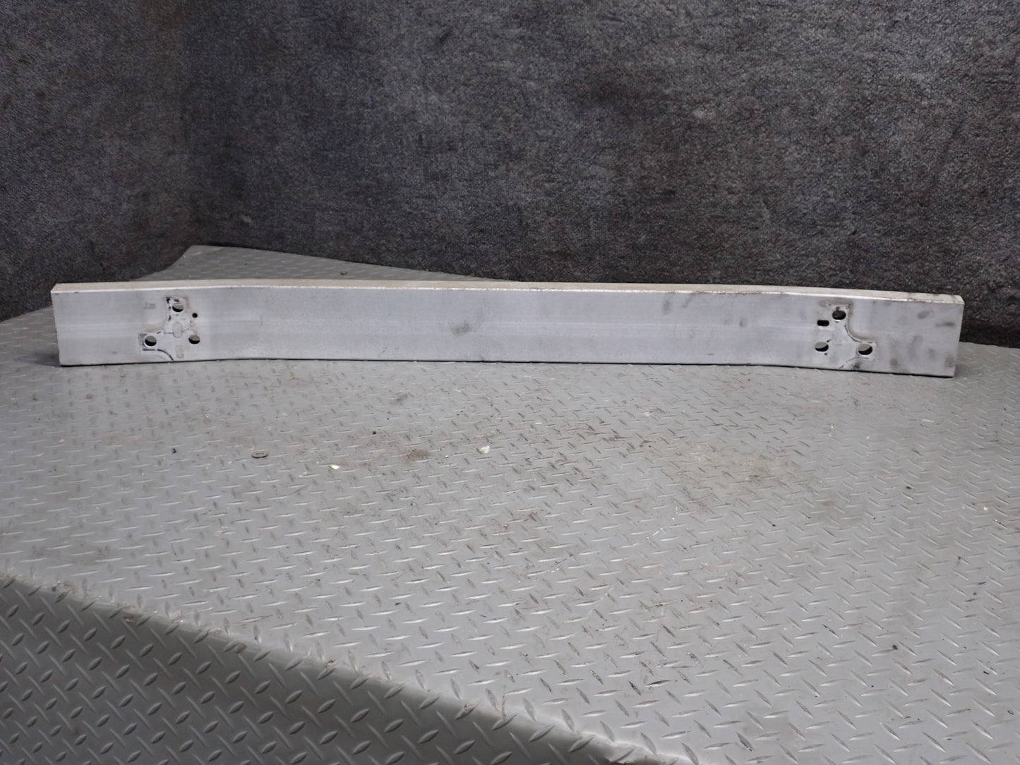 99-01 Toyota Crown JZS175 Front Bumper Impact Reinforcement Bar OEM