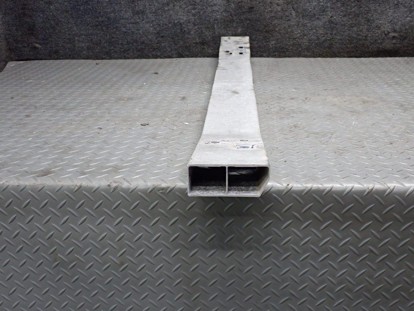 99-01 Toyota Crown JZS175 Front Bumper Impact Reinforcement Bar OEM