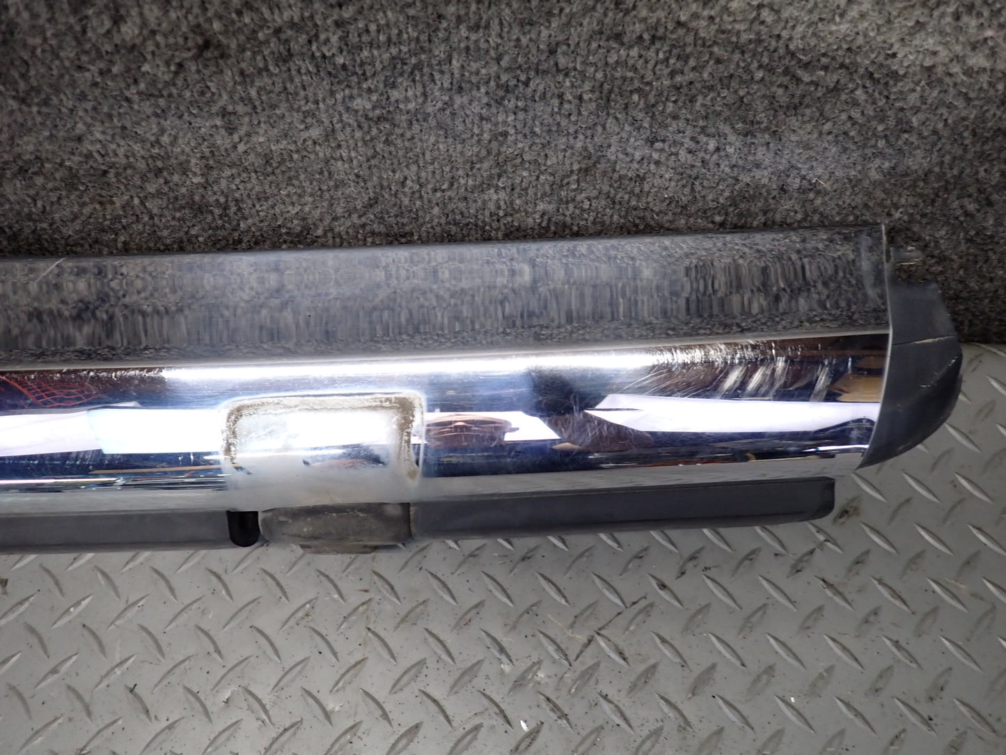 73-89 Mercedes R107 560SL Rear Bumper Chrome Molding Trim w Rubber Seal OEM