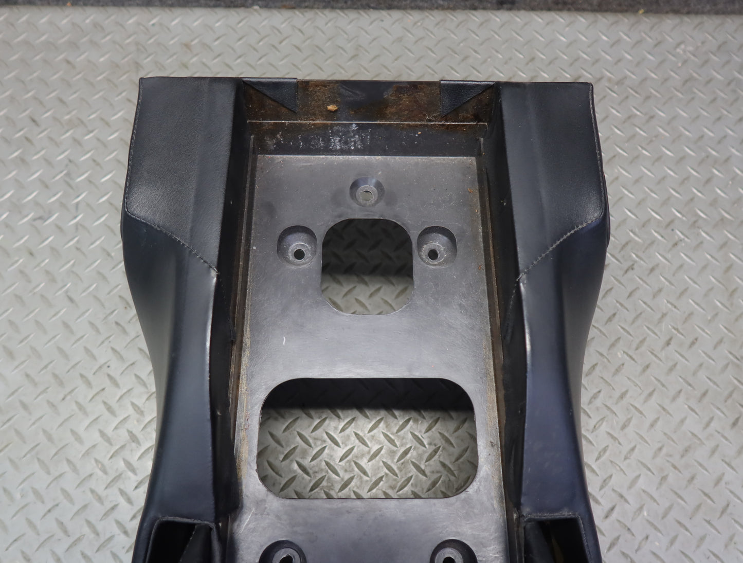 1984-1991 Porsche 928 S Rear Center Console Arm Rest Storage Compartment Black