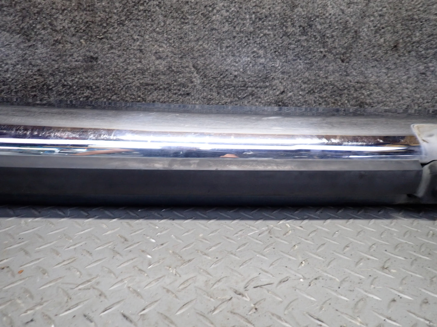 73-89 Mercedes R107 560SL Rear Bumper Chrome Molding Trim w Rubber Seal OEM