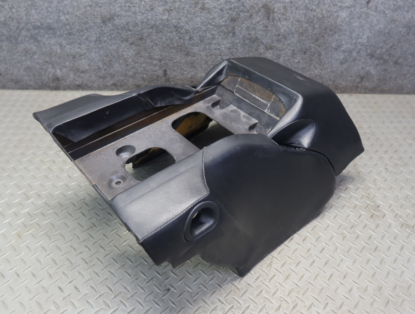 1984-1991 Porsche 928 S Rear Center Console Arm Rest Storage Compartment Black