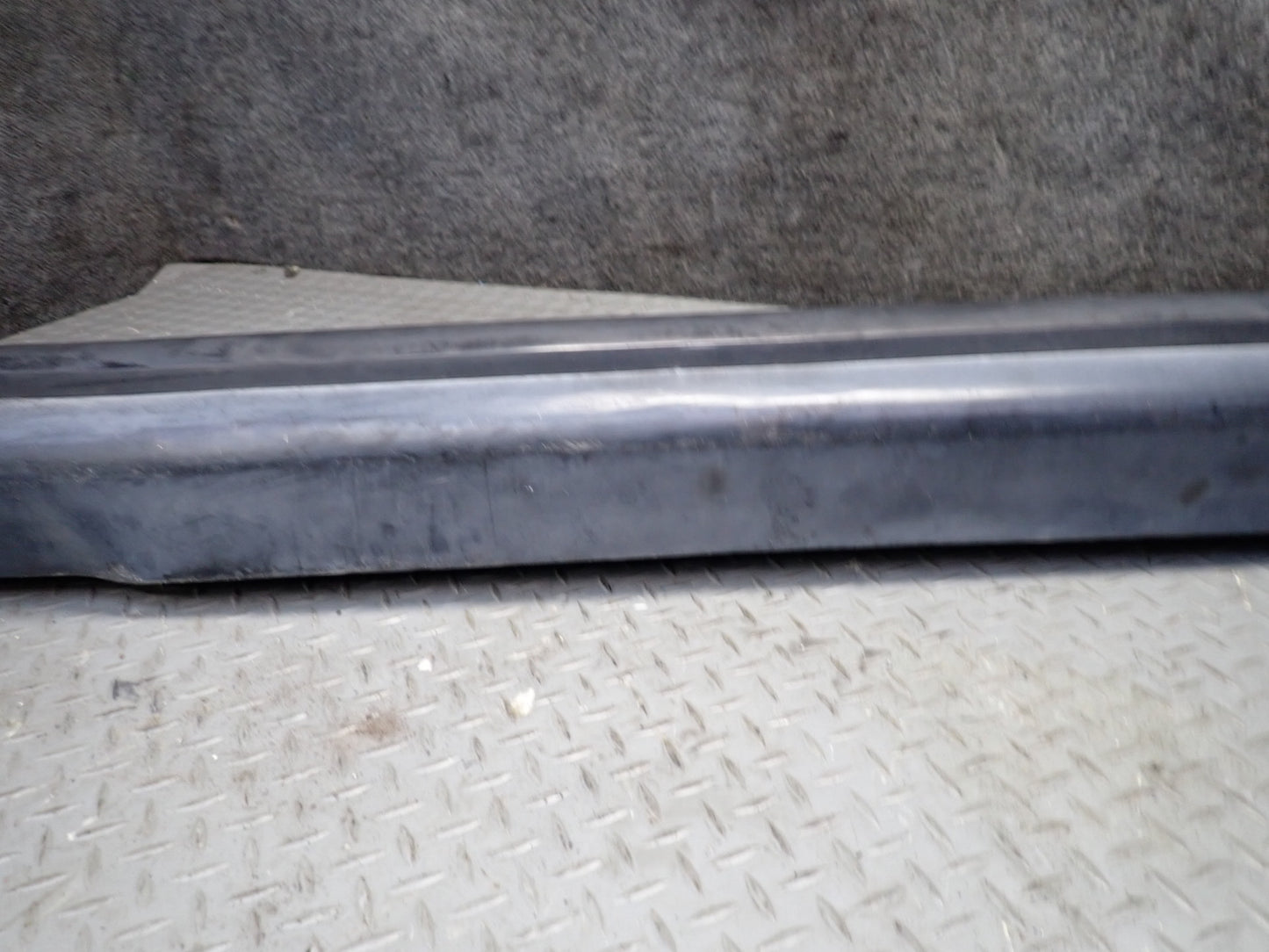 73-89 Mercedes R107 560SL Rear Bumper Chrome Molding Trim w Rubber Seal OEM