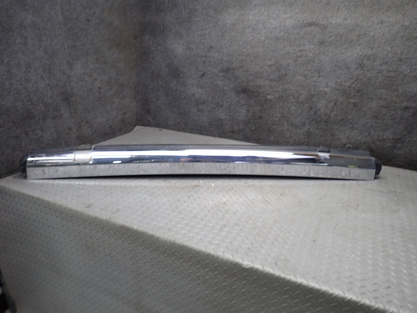 73-89 Mercedes R107 560SL Rear Bumper Chrome Molding Trim w Rubber Seal OEM