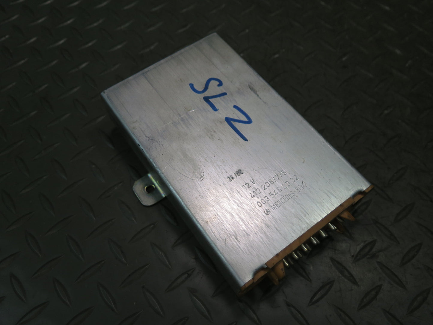 86-89 Mercedes R107 560SL Cruise Control Amplifier Module Unit 0035450932 OEM
