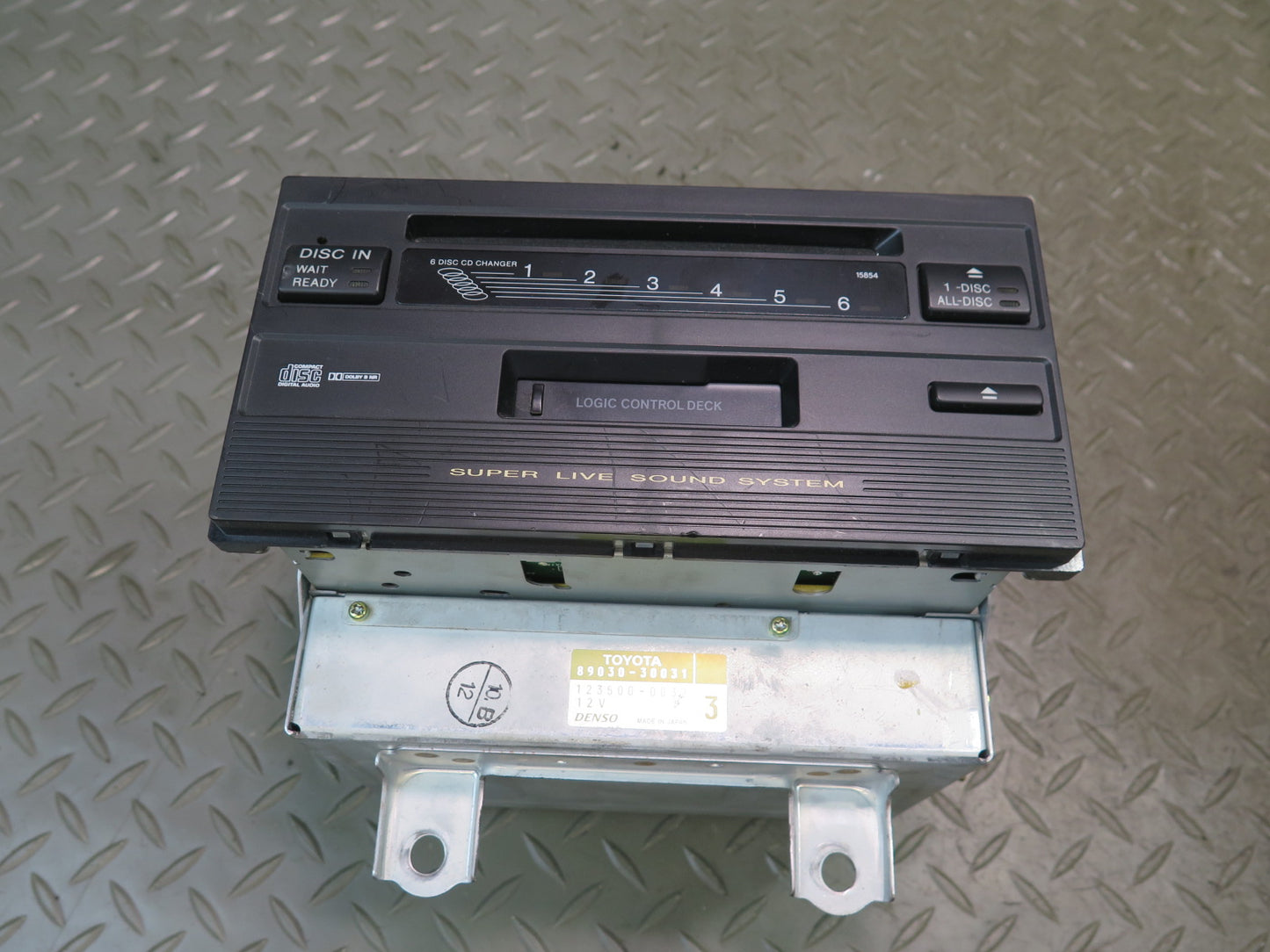 99-01 Toyota Crown JZS175 Super Live Sound CD Radio Cassette Player Unit OEM