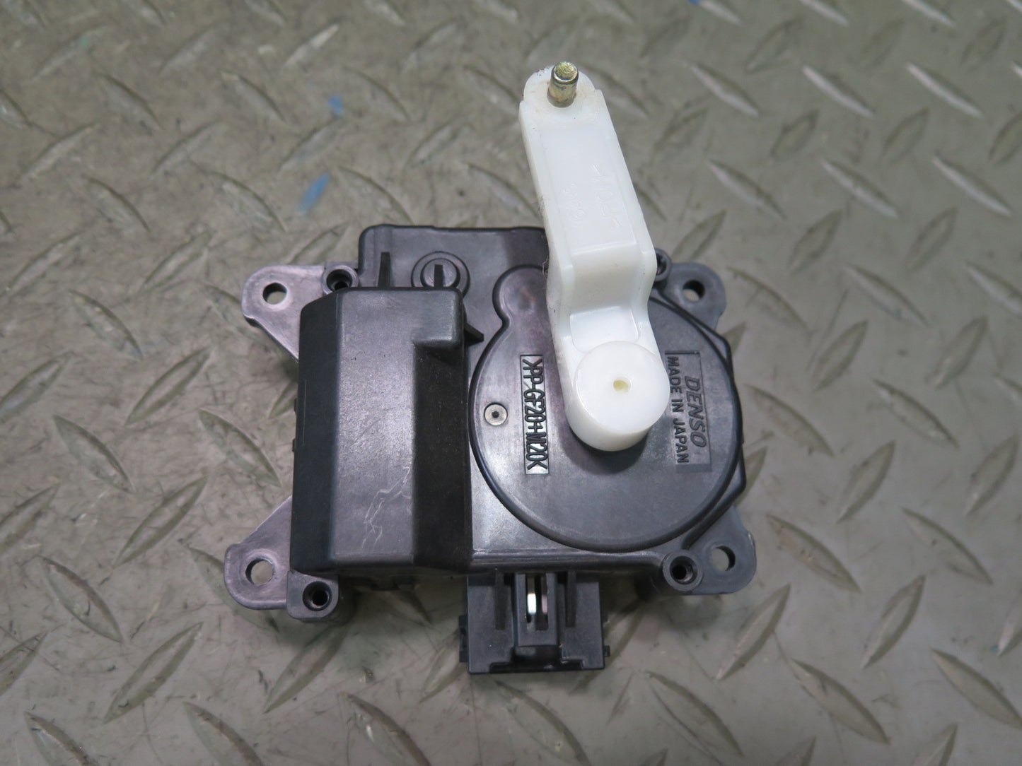 99-01 Toyota Crown JZS175 Set of 4 Heater Flap Door Actuator Motor OEM