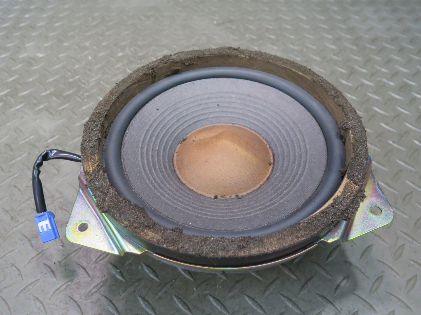 99-01 Toyota Crown JZS175 Rear Subwoofer Speaker Fujitsu TEN OEM