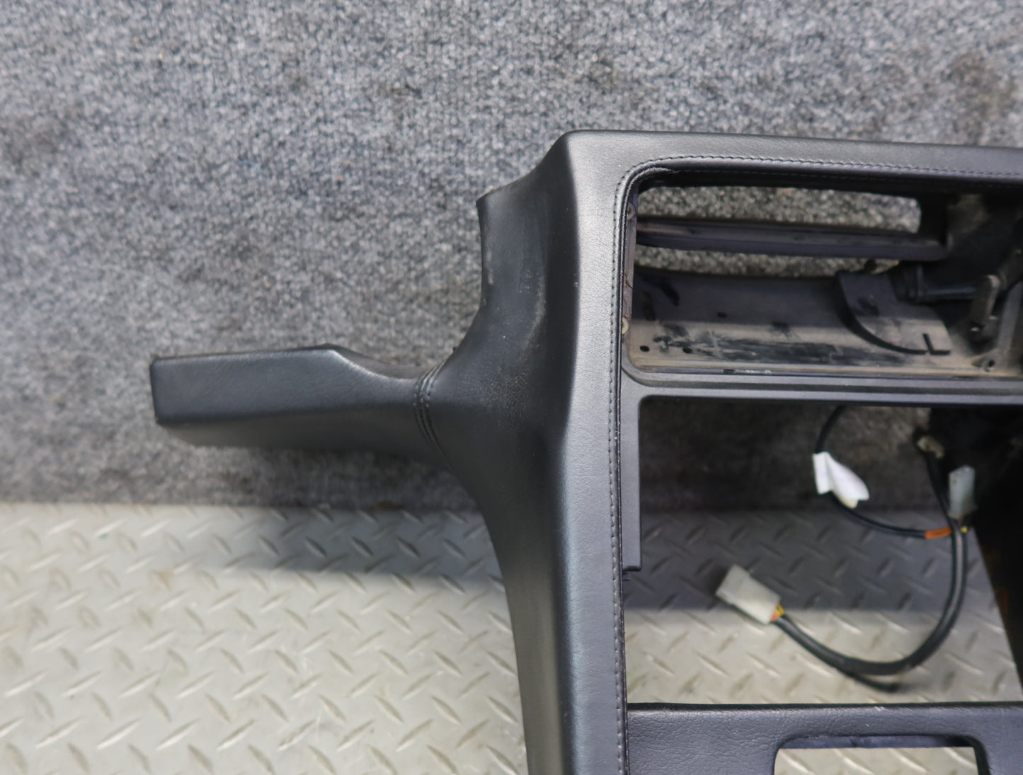 1984-1989 Porsche 928 A/T Front Center Console Trim Cover Panel Black