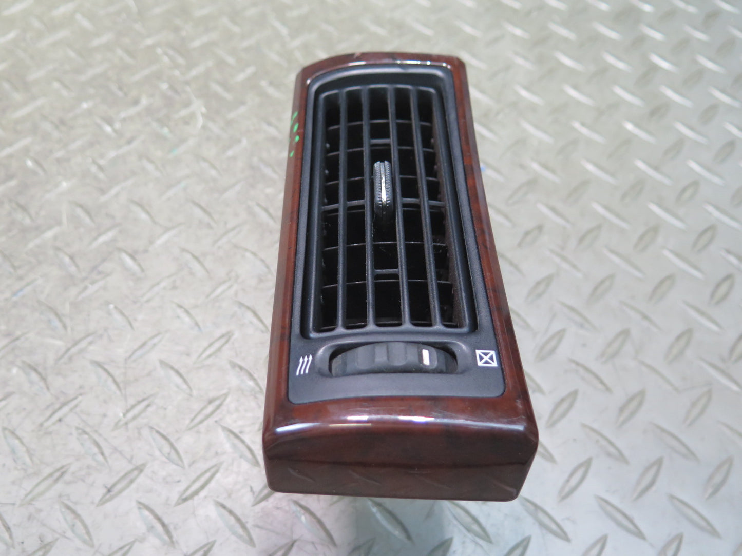 99-01 Toyota Crown JZS175 Dash Front Left & Right A/C Air Vent Wood Set OEM