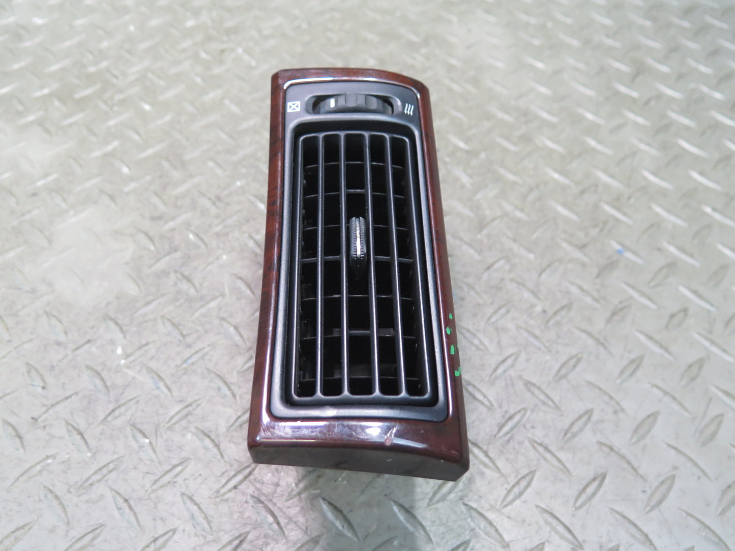 99-01 Toyota Crown JZS175 Dash Front Left & Right A/C Air Vent Wood Set OEM