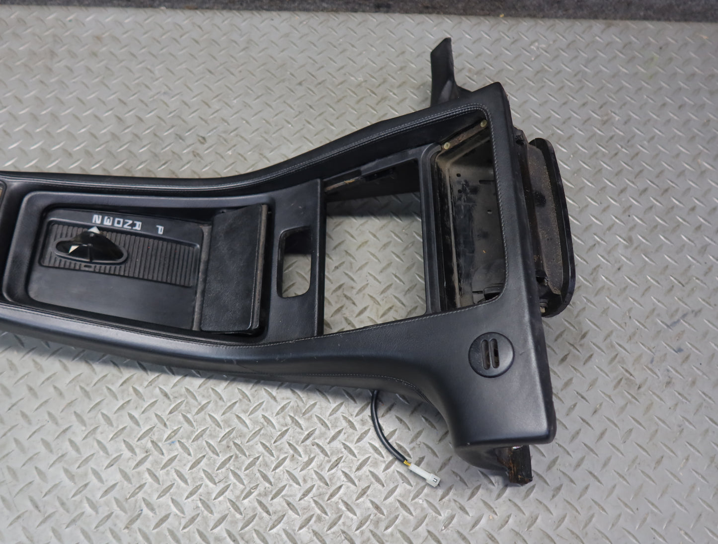 1984-1989 Porsche 928 A/T Front Center Console Trim Cover Panel Black