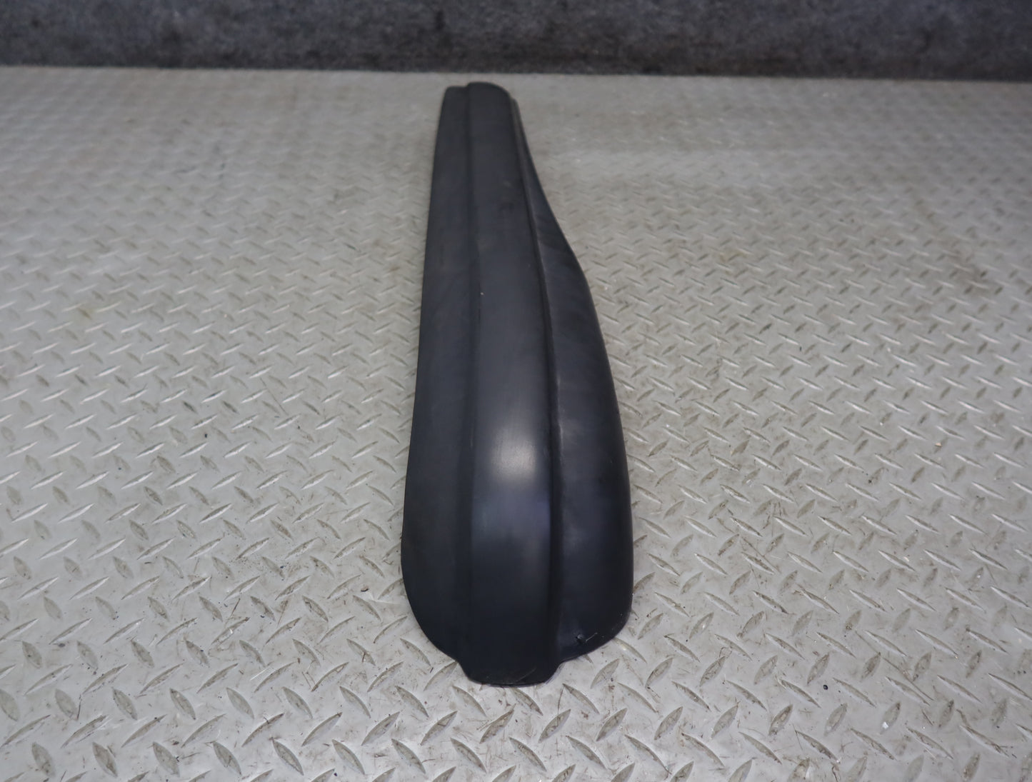 73-89 Mercedes R107 Rear Bumper Left & Right Extension Rubber END Pad OEM