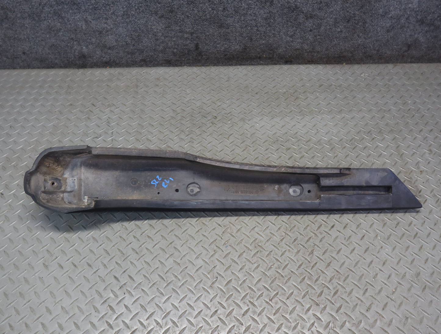 73-89 Mercedes R107 Rear Bumper Left & Right Extension Rubber END Pad OEM