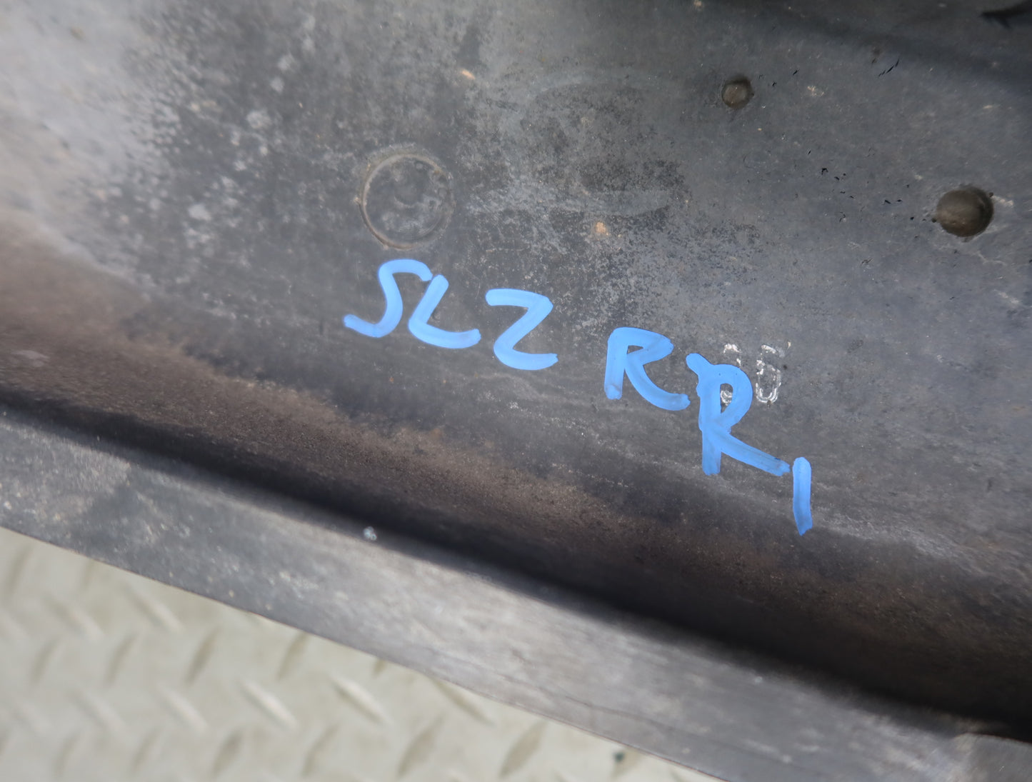 73-89 Mercedes R107 Rear Bumper Left & Right Extension Rubber END Pad OEM