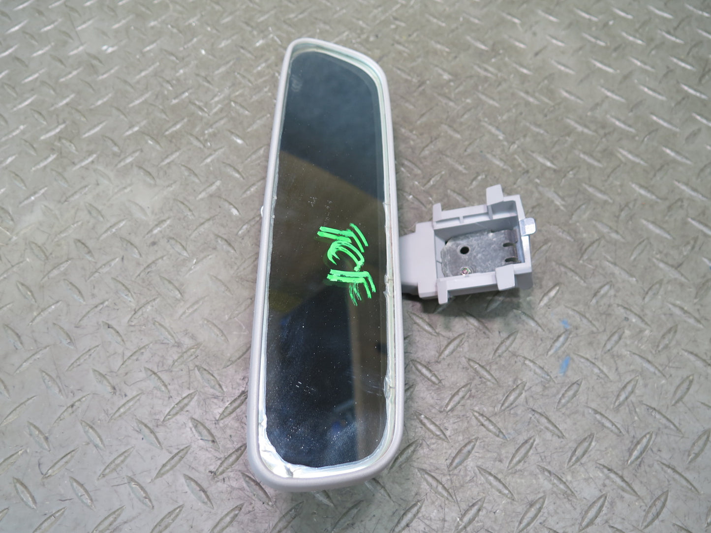 99-01 Toyota Crown JZS175 Manual Dim Interior Rear View Mirror Gray OEM