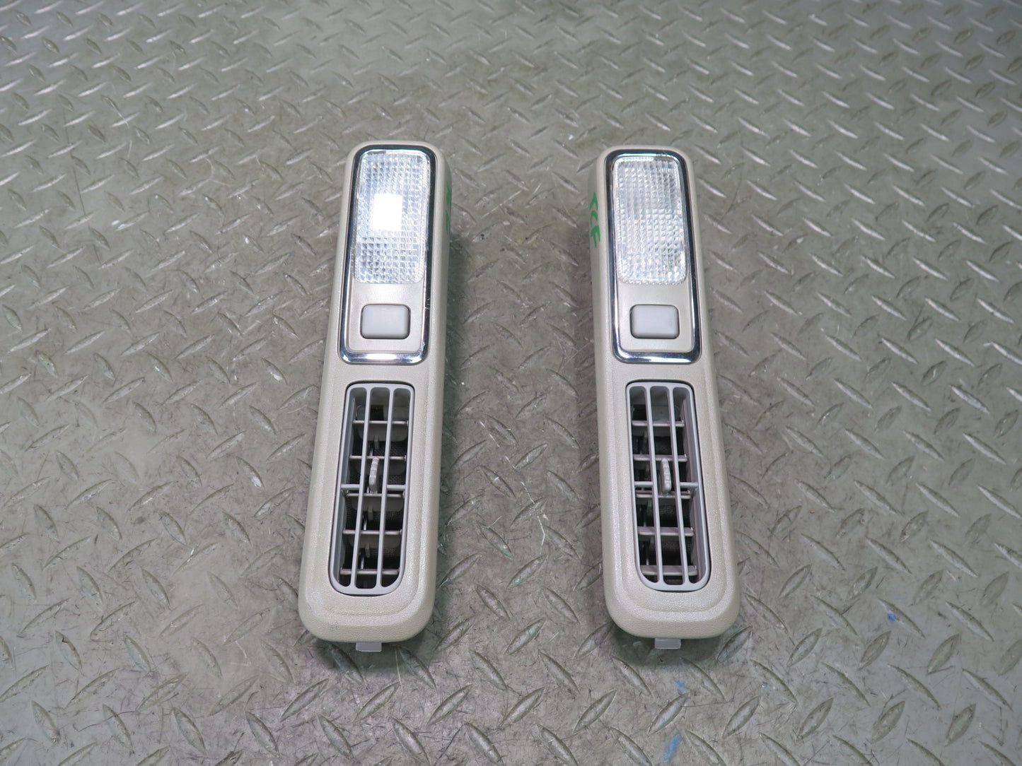 99-01 Toyota Crown JZS175 Rear Overhead Dome Interior Light Air Vent Set OEM