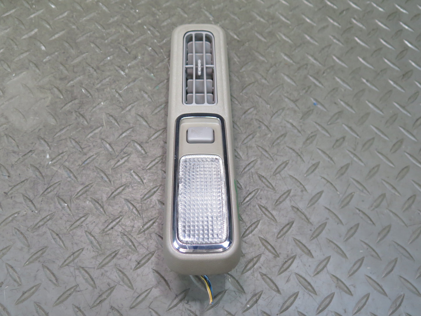 99-01 Toyota Crown JZS175 Rear Overhead Dome Interior Light Air Vent Set OEM