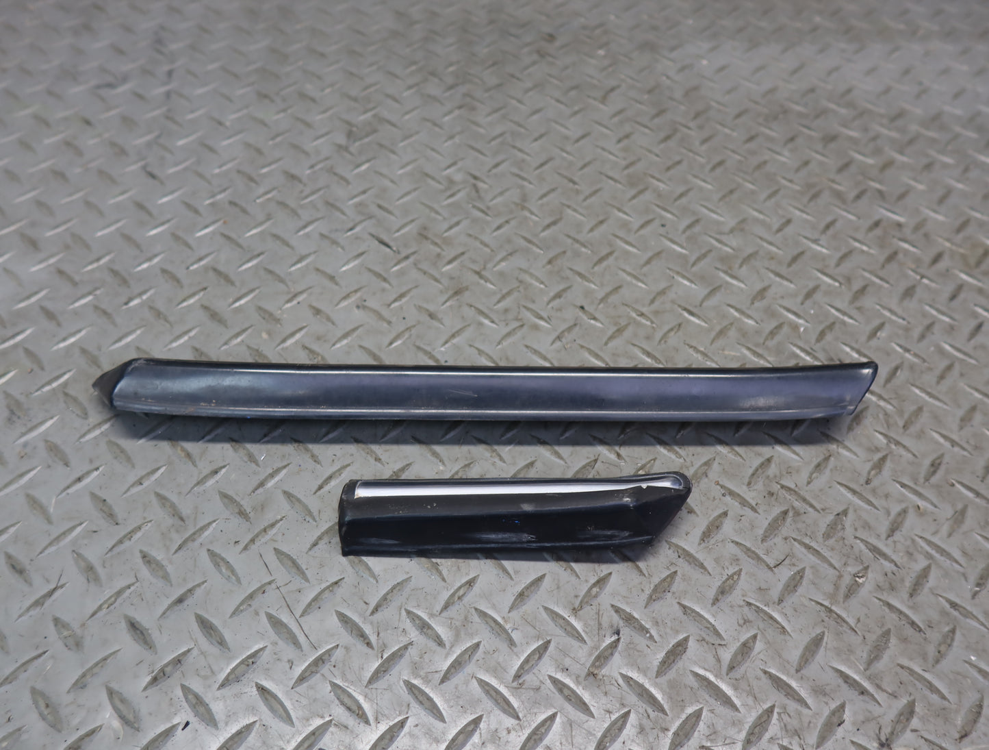 86-89 Mercedes R107 Set of 3 Left Door Rear Fender Trim Molding Cover OEM