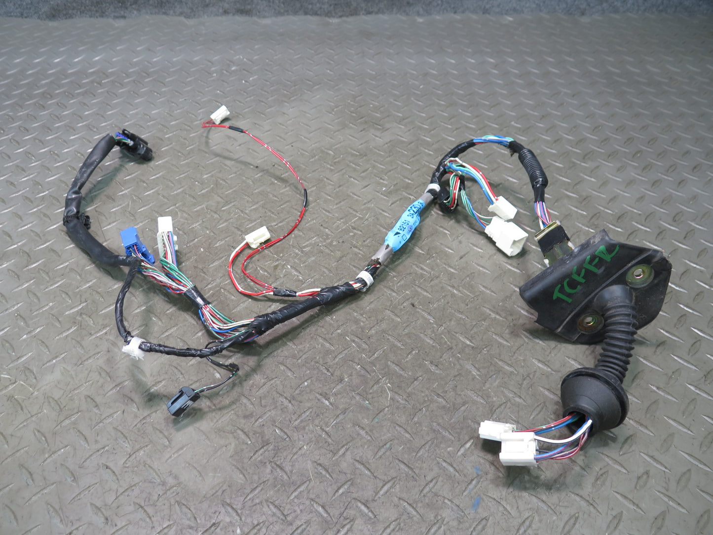 99-01 Toyota Crown JZS175 Front Right Door Wire Wiring Harness 82151-3A230 OEM