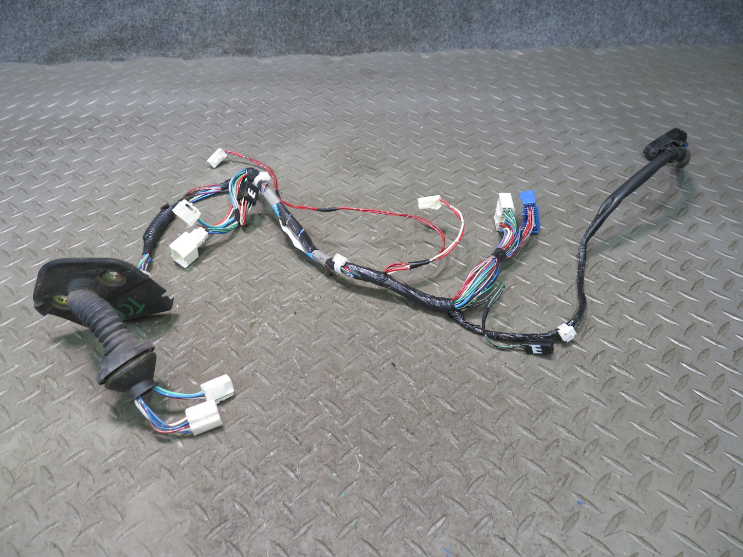 99-01 Toyota Crown JZS175 Front Right Door Wire Wiring Harness 82151-3A230 OEM