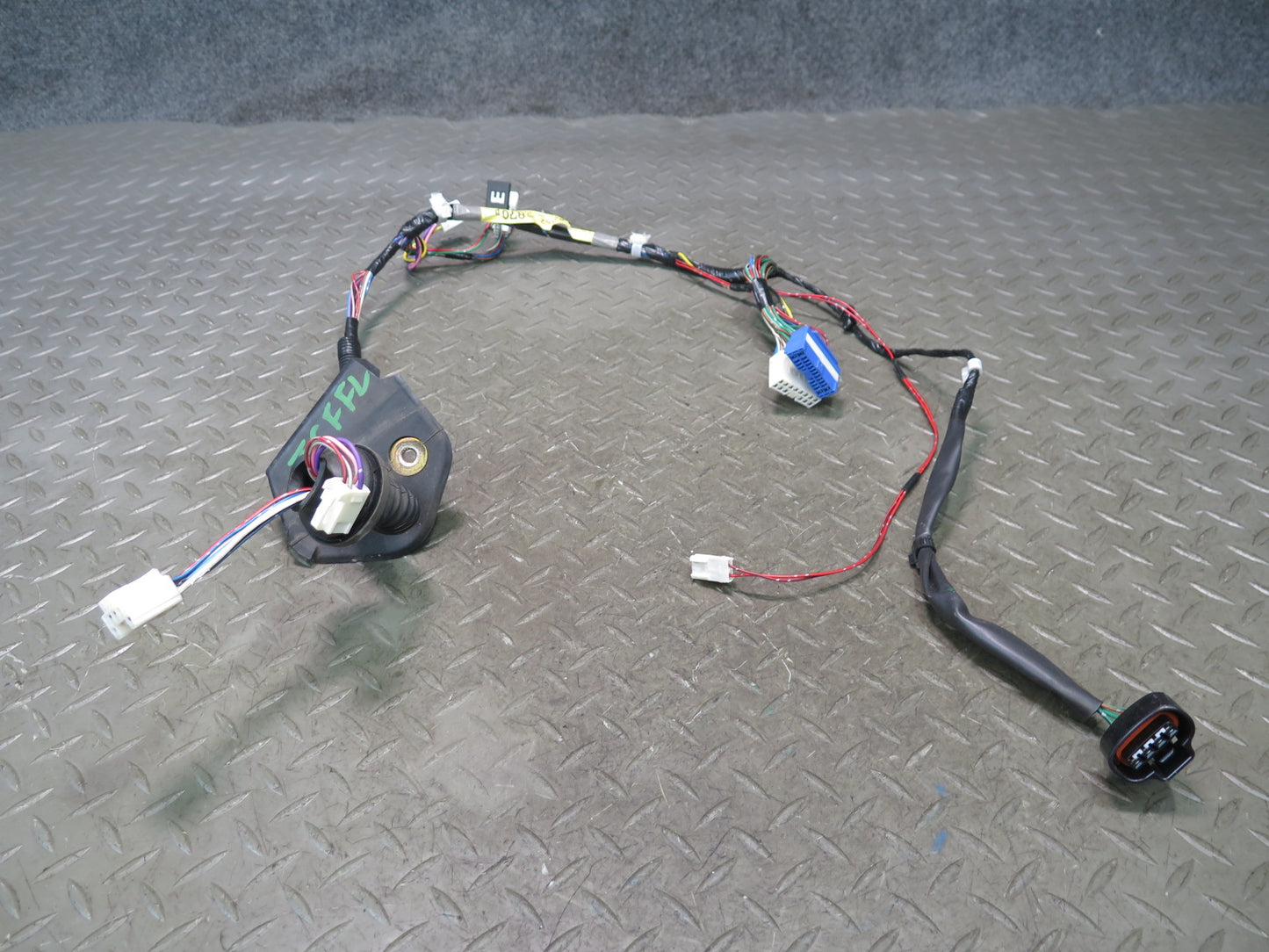 99-01 Toyota Crown JZS175 Front Left Door Wire Wiring Harness 82152-30870 OEM