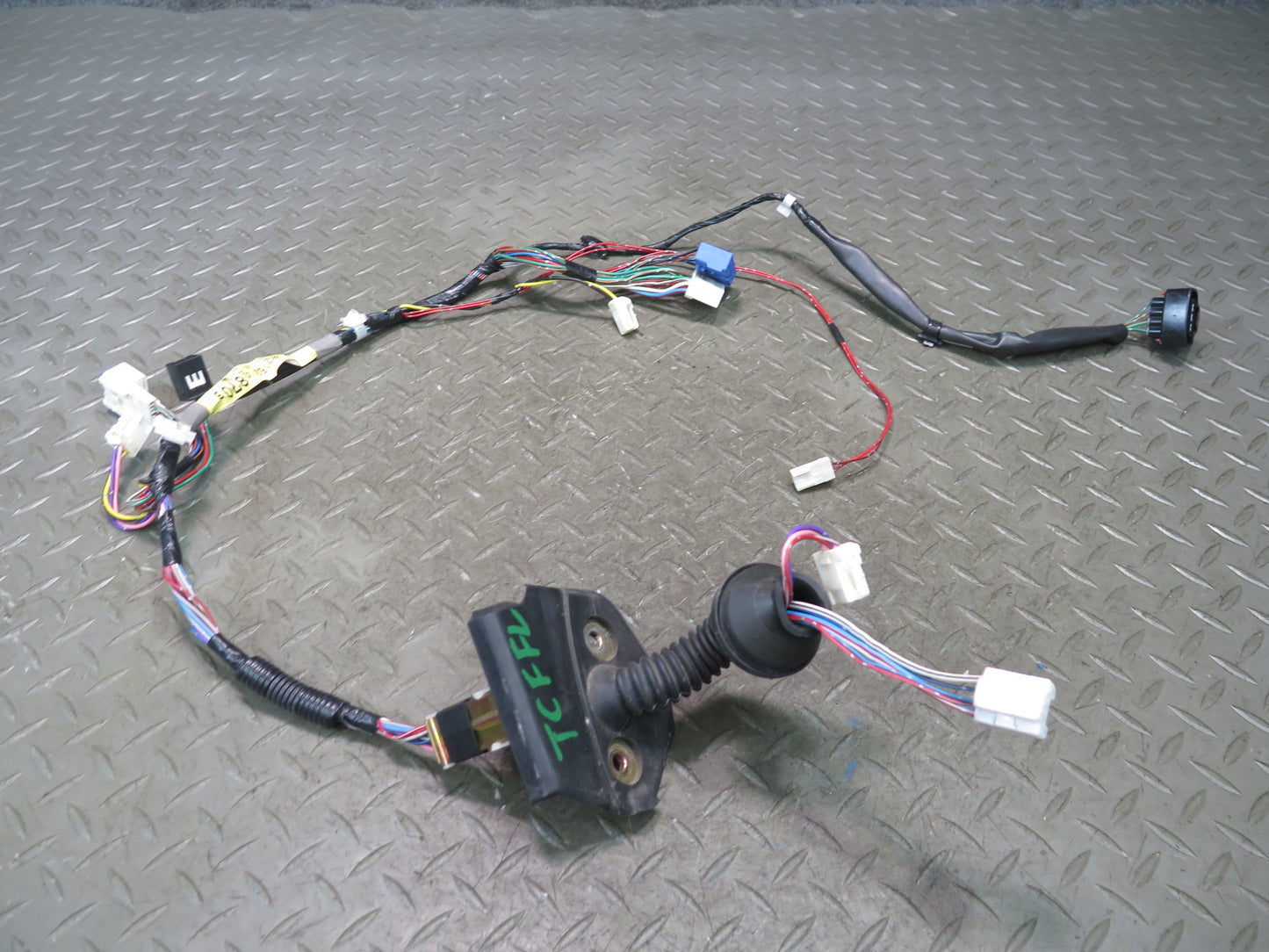 99-01 Toyota Crown JZS175 Front Left Door Wire Wiring Harness 82152-30870 OEM