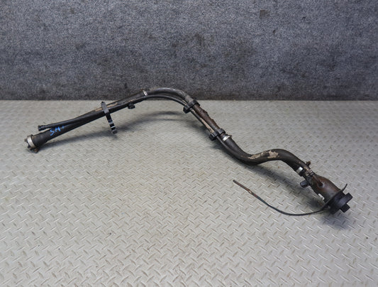 2004-2007 Hummer H2 Fuel Tank Filler Neck Pipe Line 15125310