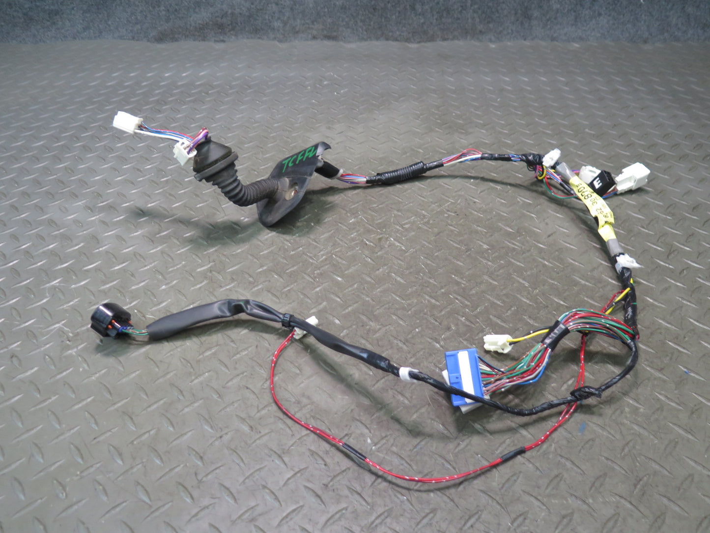99-01 Toyota Crown JZS175 Front Left Door Wire Wiring Harness 82152-30870 OEM