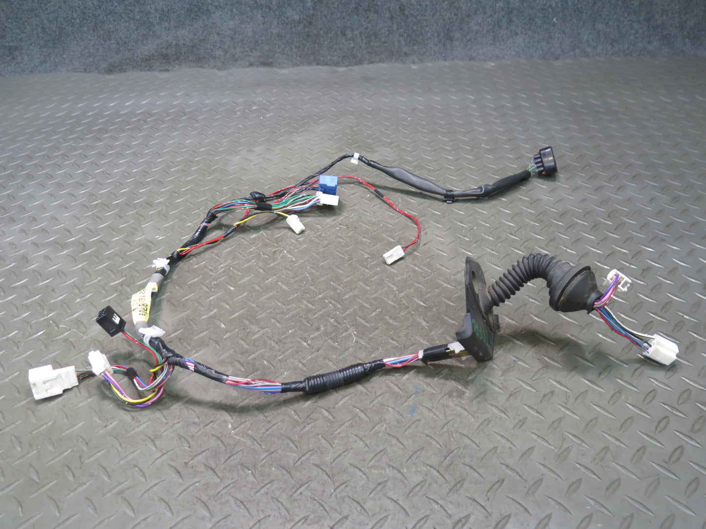 99-01 Toyota Crown JZS175 Front Left Door Wire Wiring Harness 82152-30870 OEM
