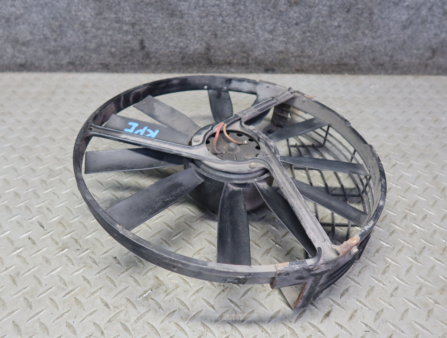 1984-1986 Porsche 928 S A/C Air Condition Condenser Cooling Fan Blade