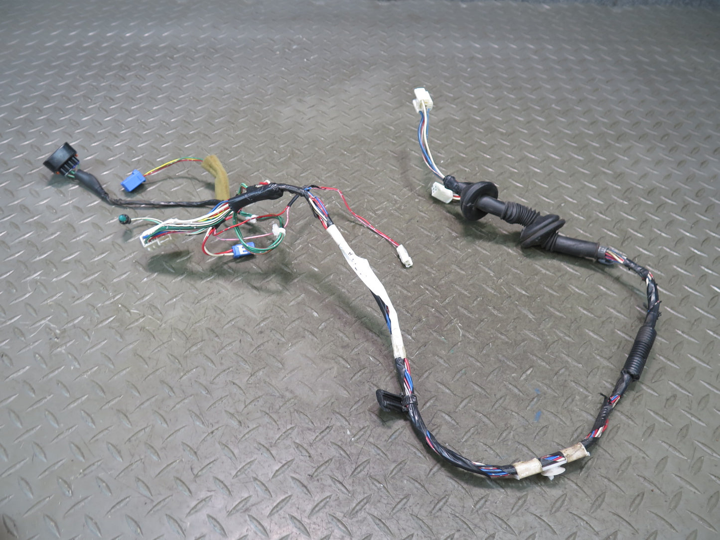 99-01 Toyota Crown JZS175 Rear Right Door Wire Wiring Harness OEM